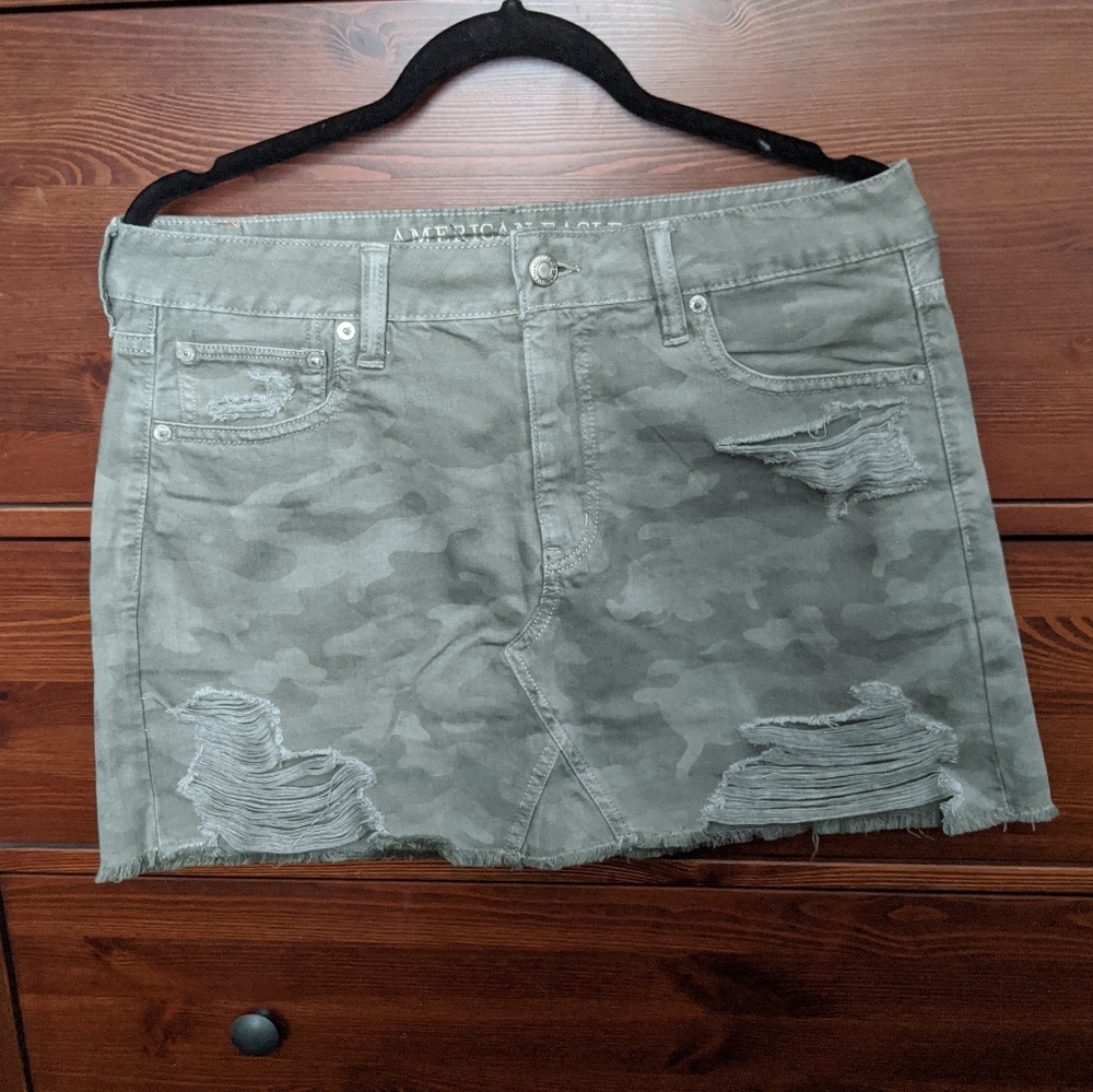 American Eagle Camo Hi Rise Festival Mini Skirt